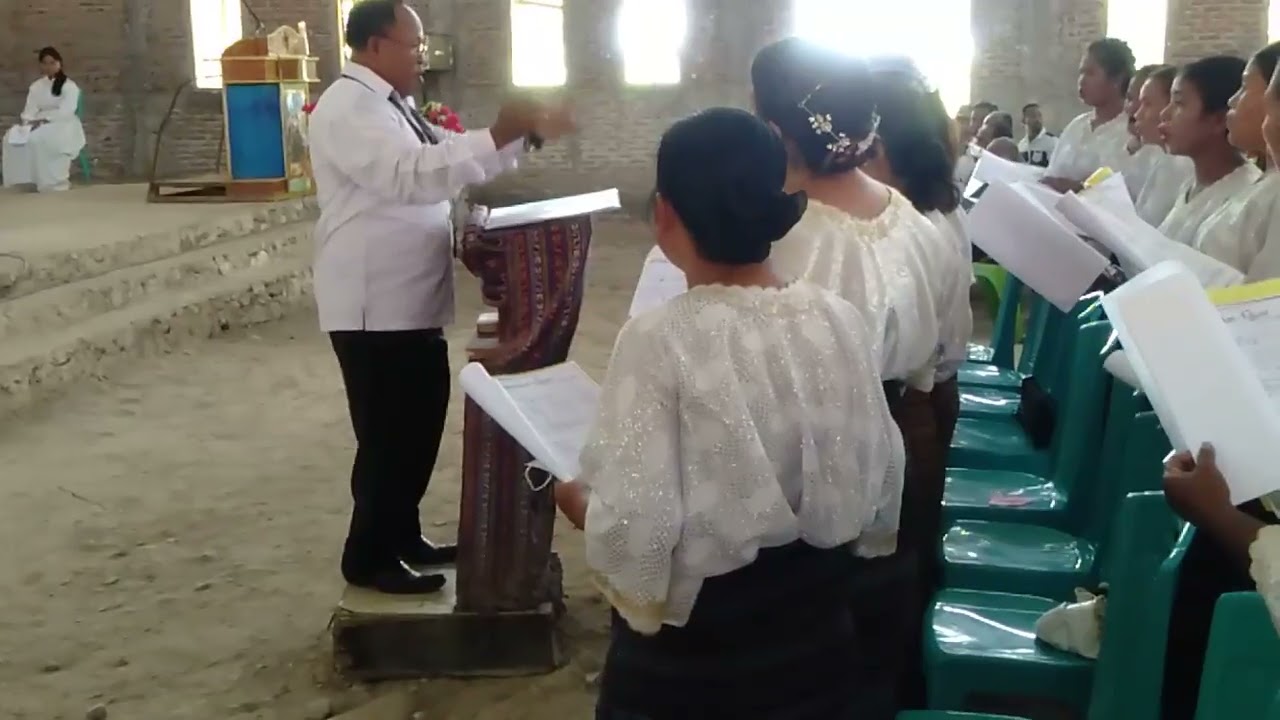 Nggae Ema,lagu persembahan