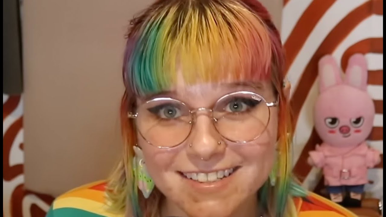 DO NOT TRUST THIS YOUTUBER (SHE'S A LIAR)