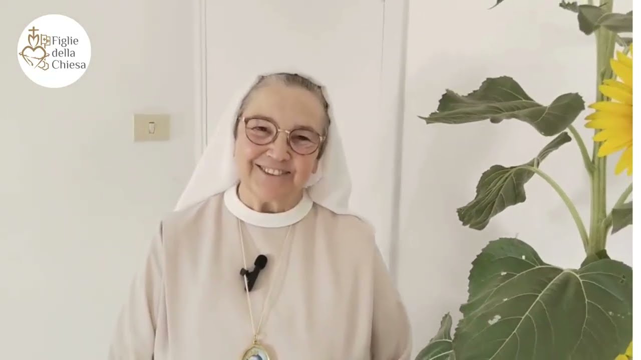 La nostra nuova Madre Generale Suor Maria Santos AC saluta e ringrazia tutti!