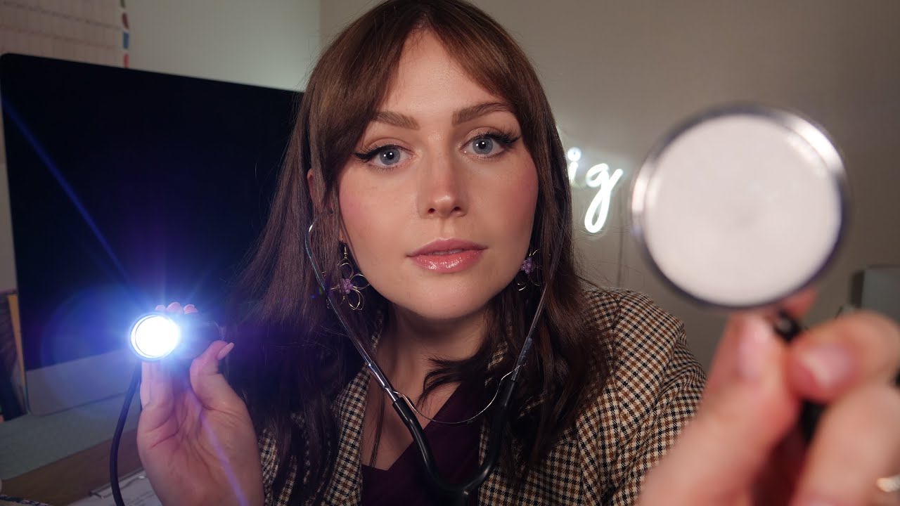 ASMR-ролевая игра «Персональный осмотр у врача»