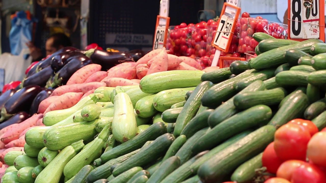 Jerusalem's Mahne Yehuda Market Combines Rich History & Gourmet Food