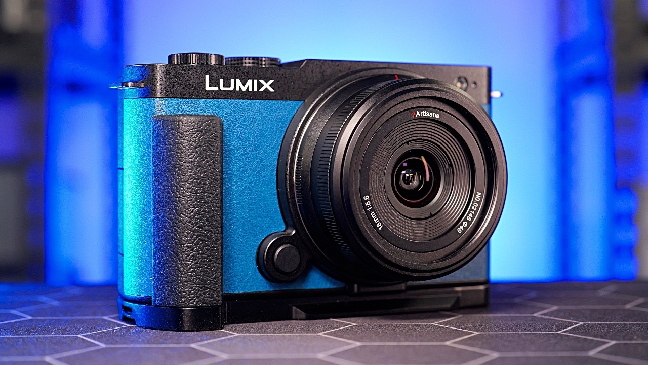 The 7Artisans 18mm Prime Lens is AFFORDABLE & Tiny!