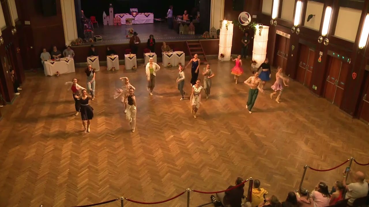 Open Newcomer Junior F Showdance 2nd prelims pt1