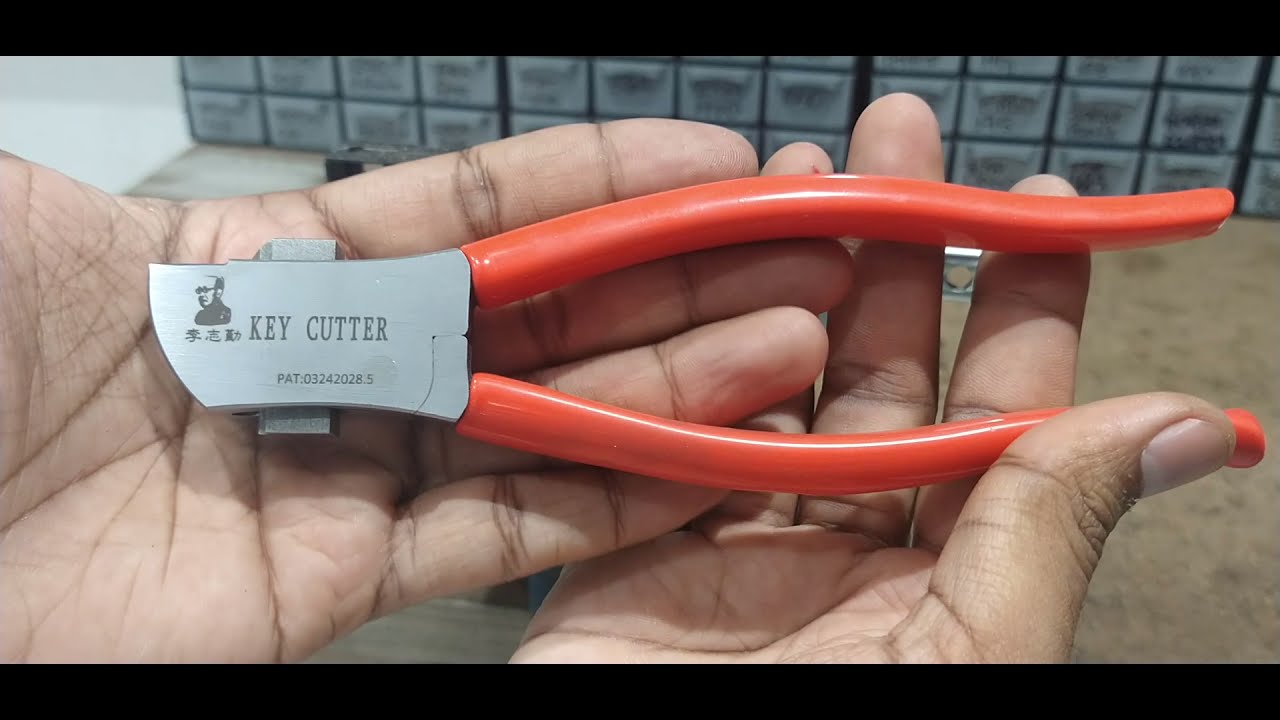 key Cutter / Alicate para cortar Chaves Yale