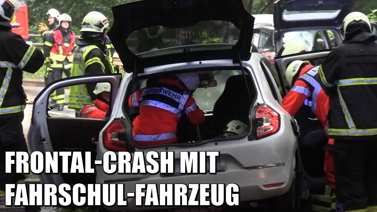 Schwerer Unfall mit Fahrschulwagen in Wuppertal | 08.09.2022