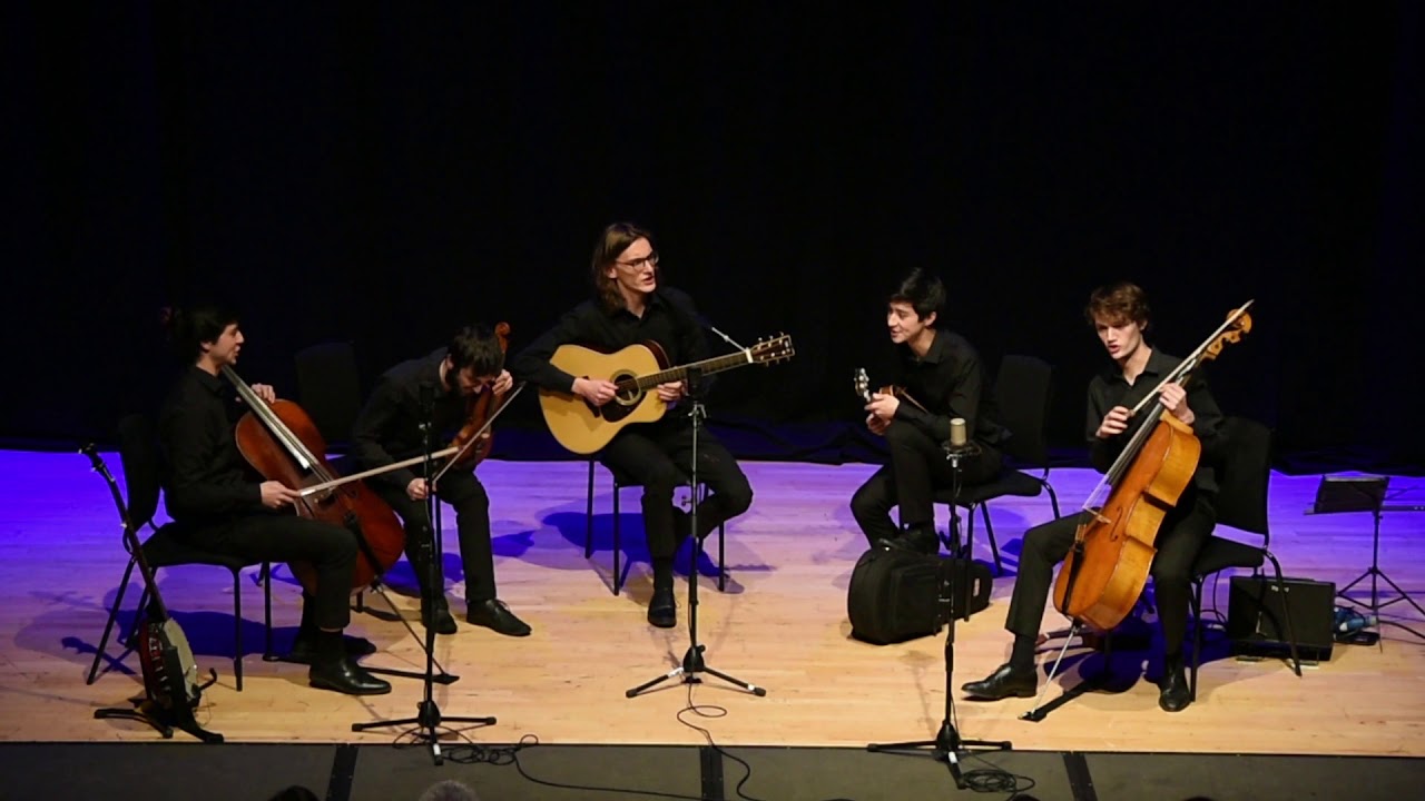 Fiddlers on the Ramp open the show The Stirling Queen 4 Nov 2019
