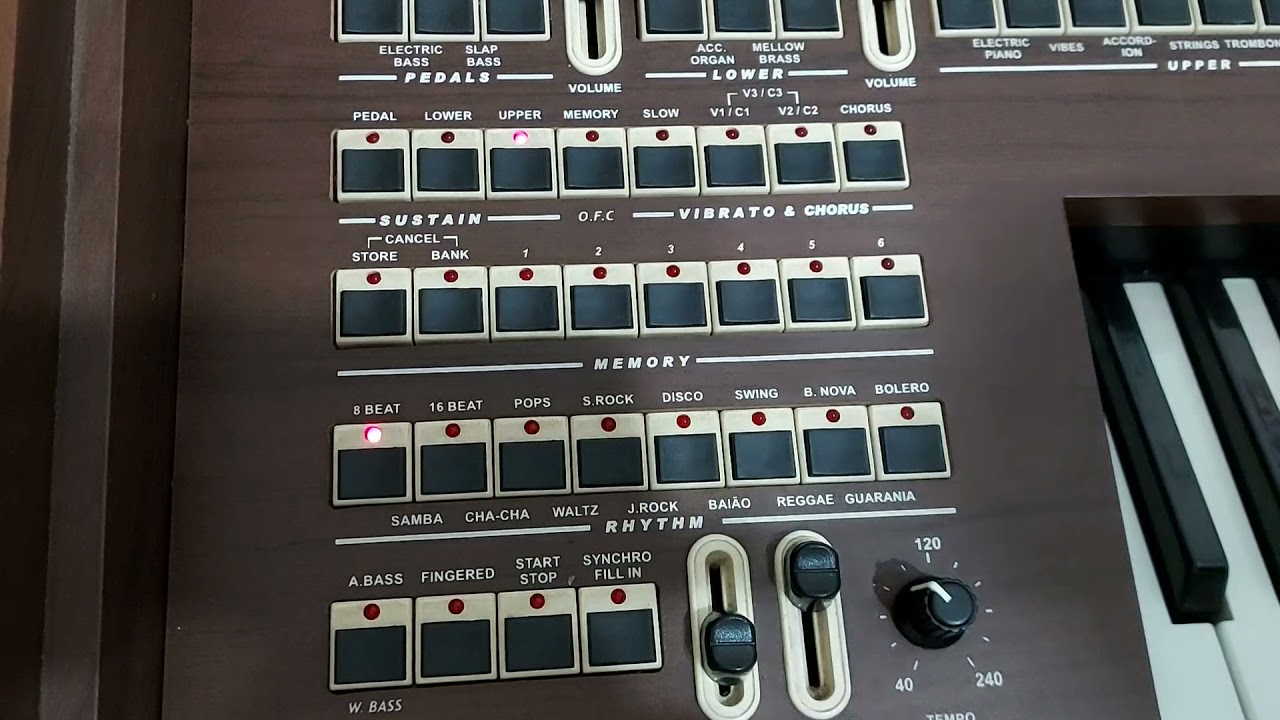 Como salvar sons na memória do órgão Tokai md 10.
