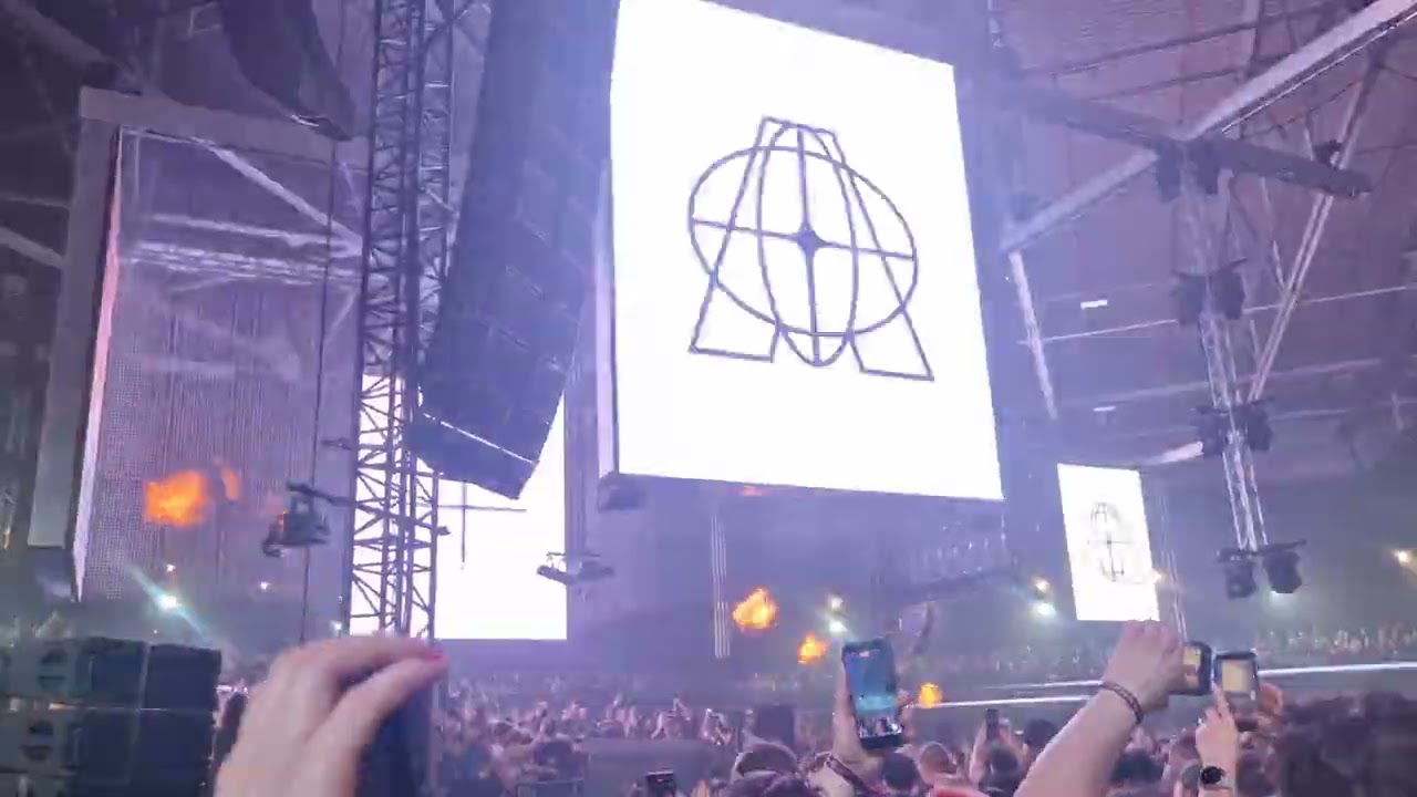 Armin Van Buuren B3B Oliver Heldens B3B Maddix @ 25 Years of A State Of Trance  Ahoy 2026 - 28.02.26