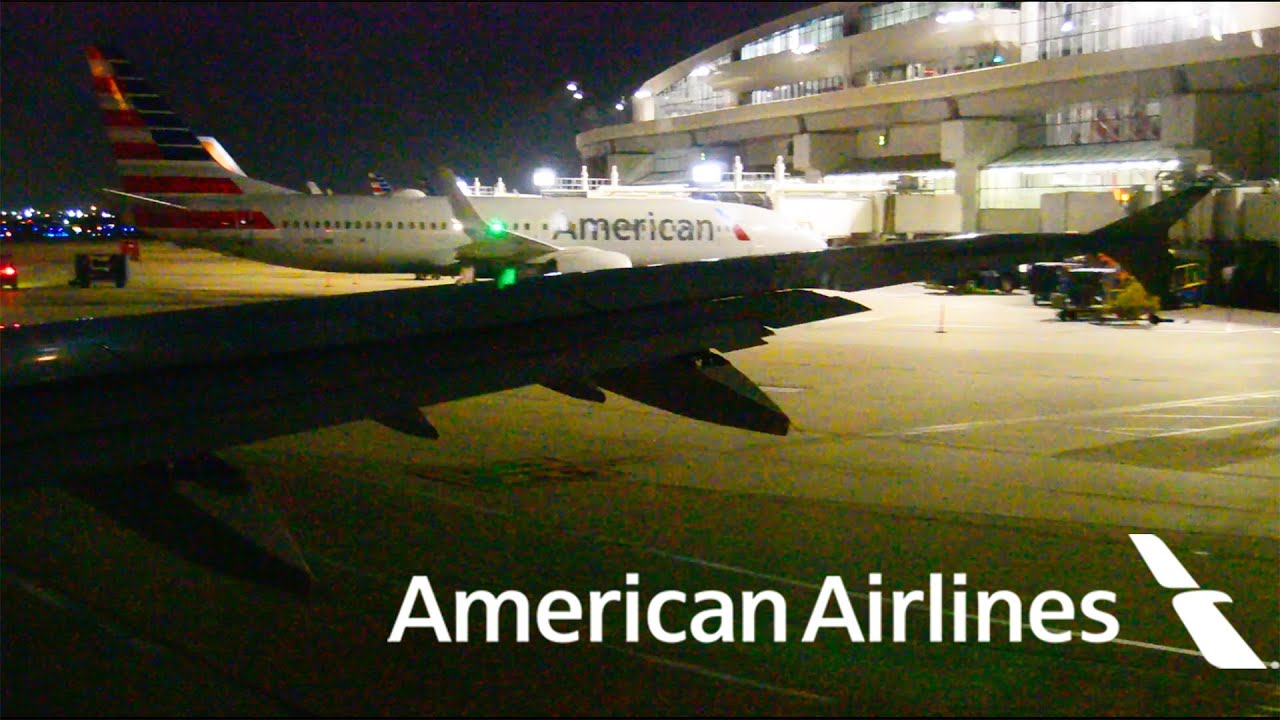 American Airlines Airbus A321 Night Takeoff from Dallas/Fort Worth (DFW)