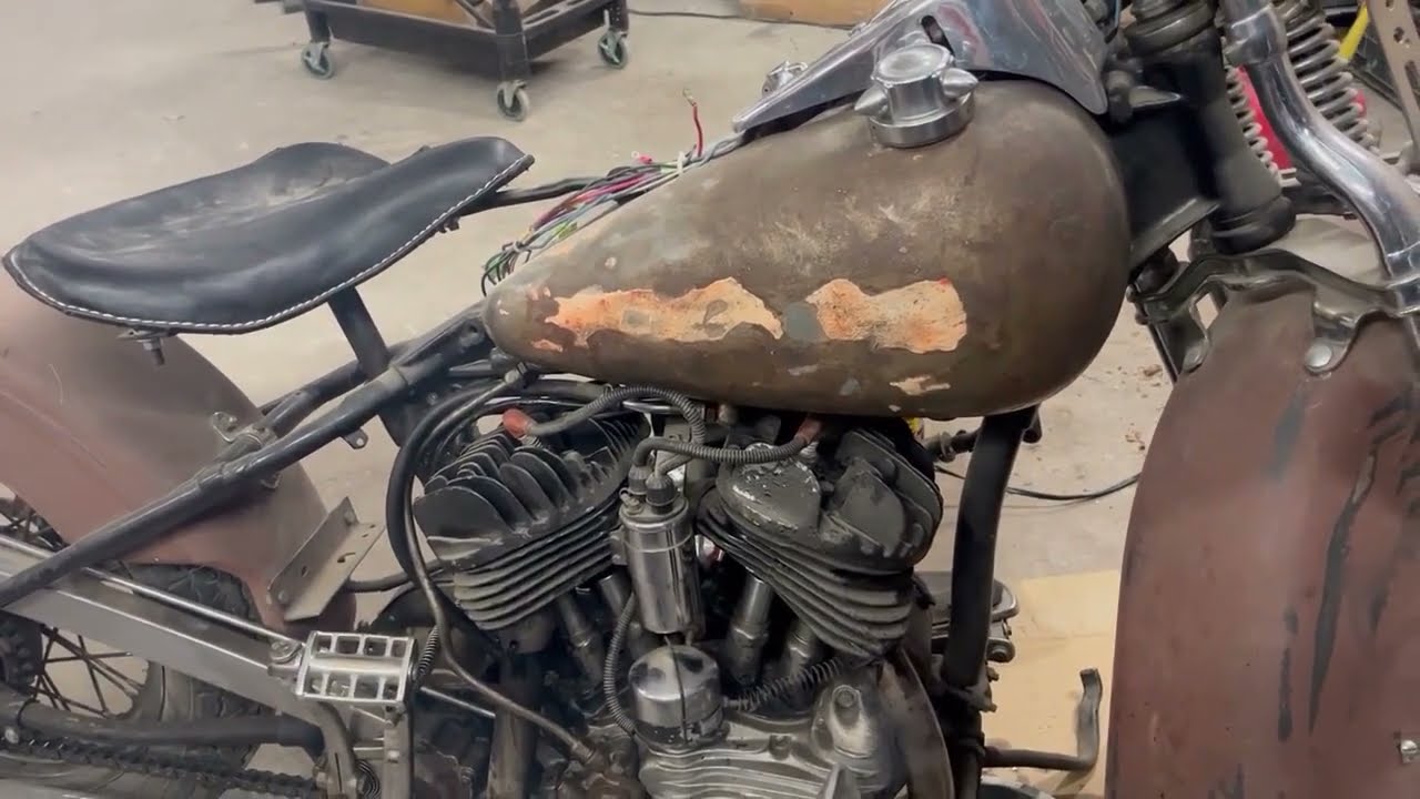 Listen to the Raw Sound of a 1963 Harley Flathead 😮&zwj;🔥