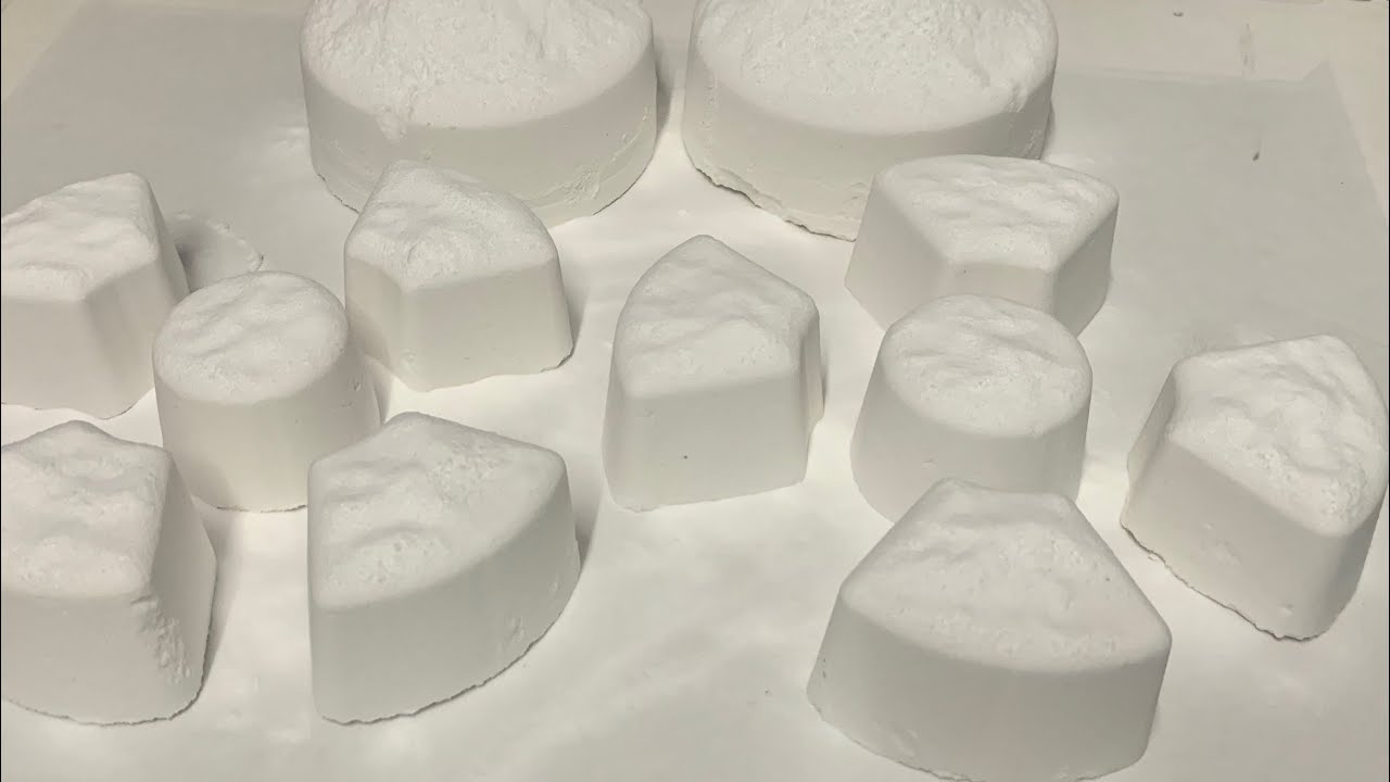 ASMR CRUNCHY BAKING SODA | PURE WHITE 🤍 #bakingsodaasmr #satisfying #anxietyrelief #highonasmr