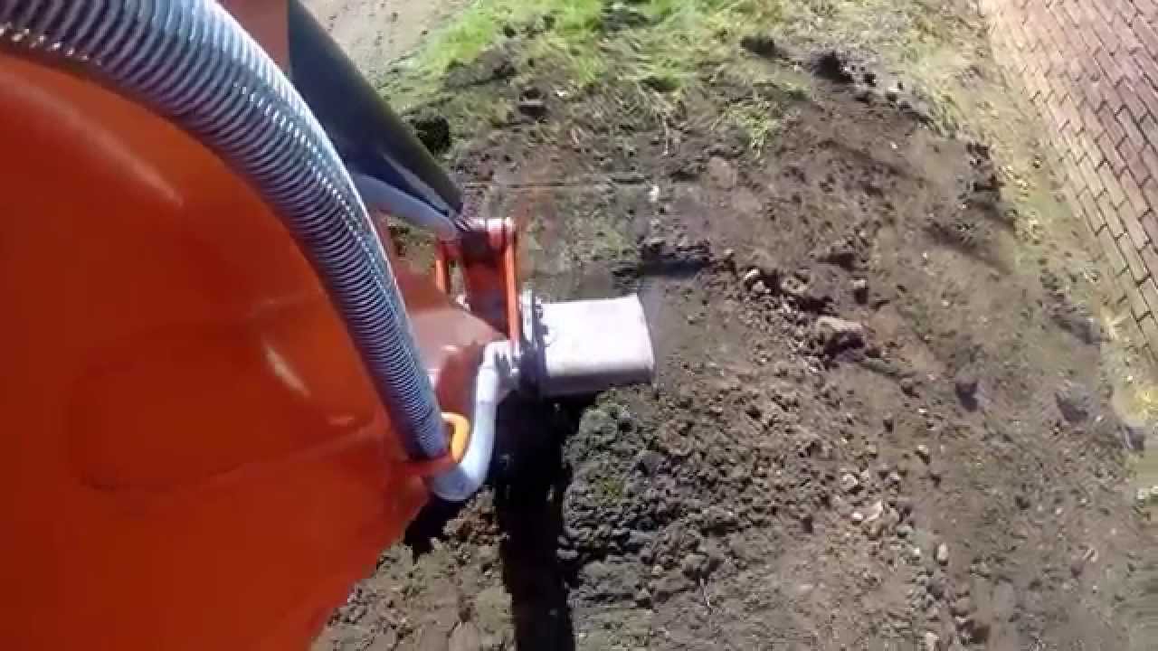 Kubota U25-3 Mini Digger Loading Thwaites 1 Tonne Dumper