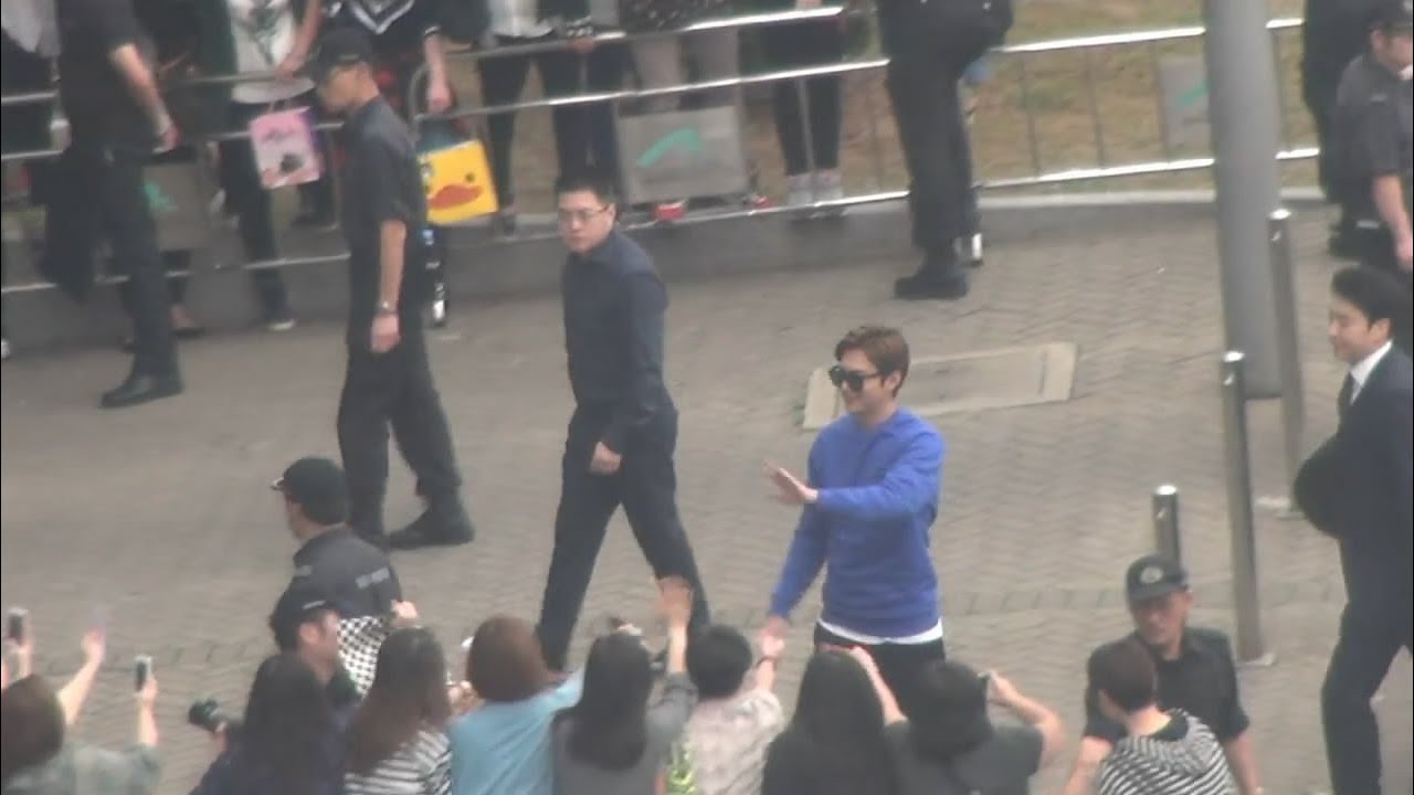 李敏鎬Lee MinHo(이민호) Hong Kong Airport Departure to Incheon 20150402