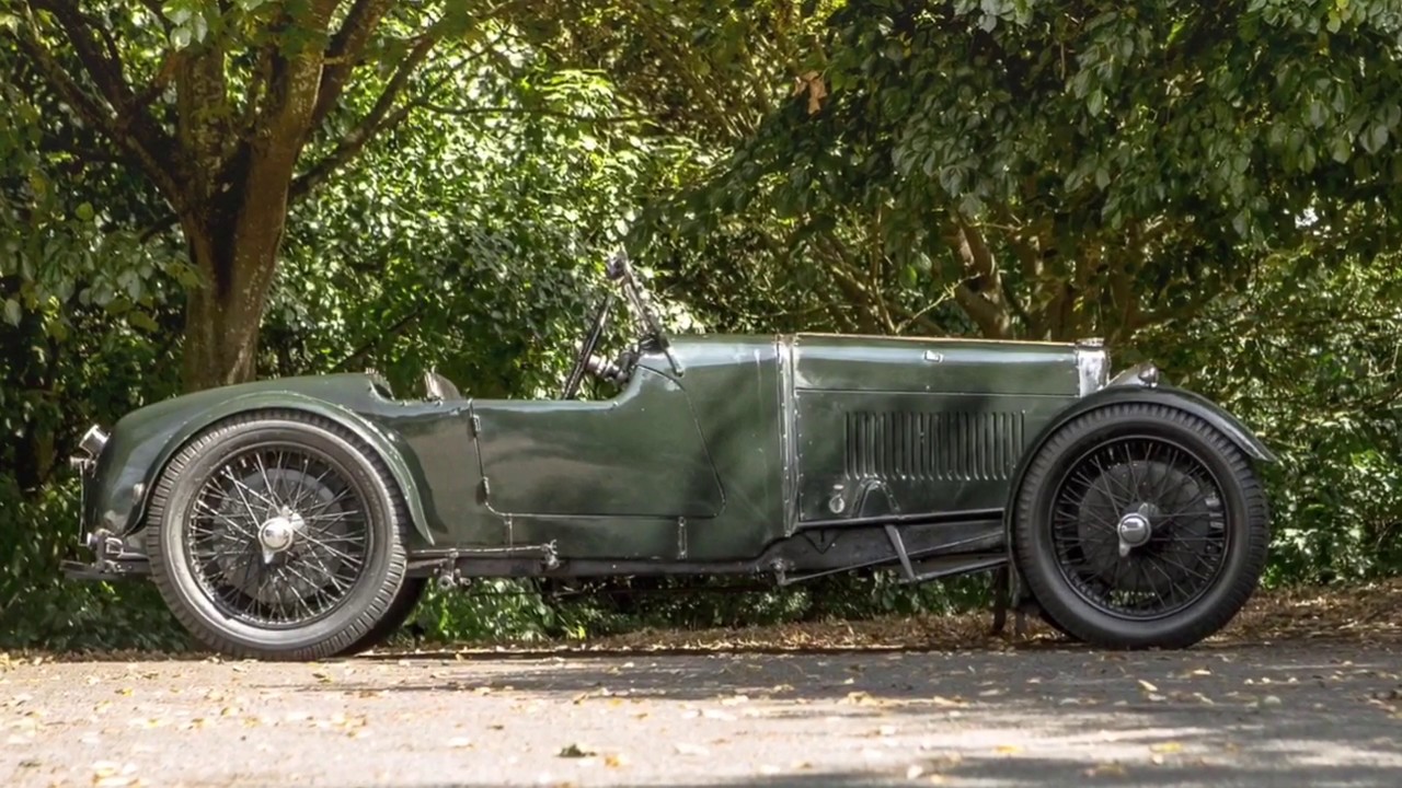 Rare barn find - 1928 Aston Martin roars back to life after 50 years