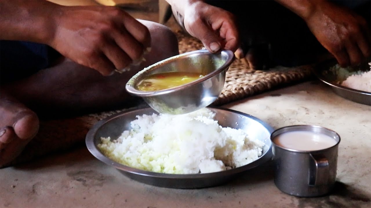Nepali village kitchen and village cooking by a village family @nepalivillagekitchen