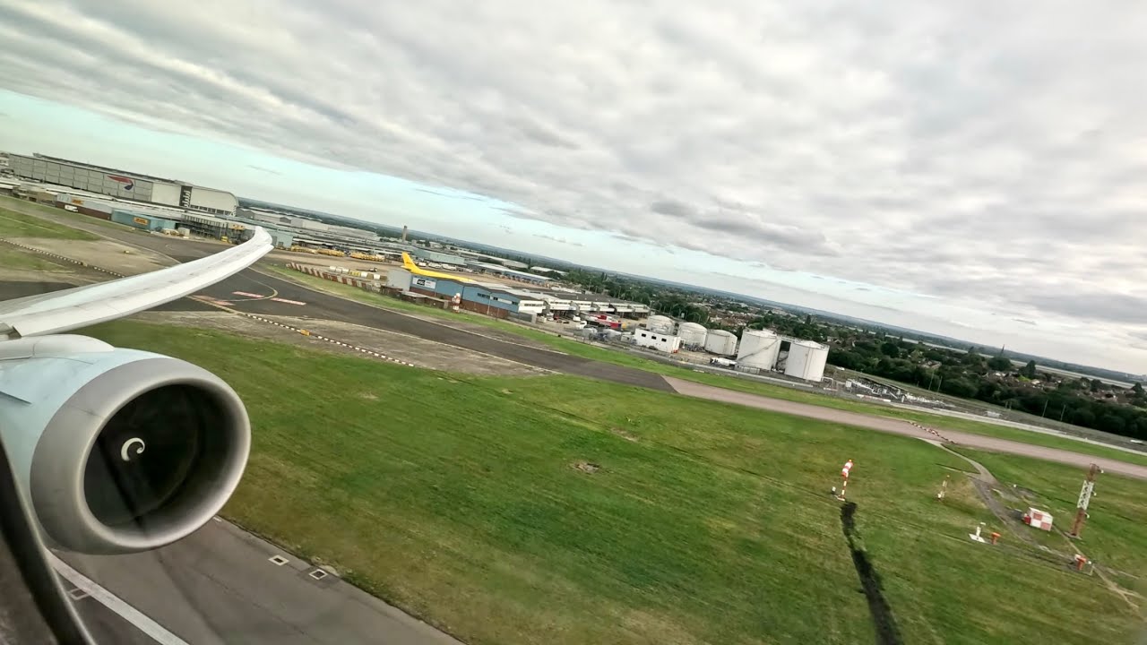 Air Canada 787-9 Takeoff from London Heathrow