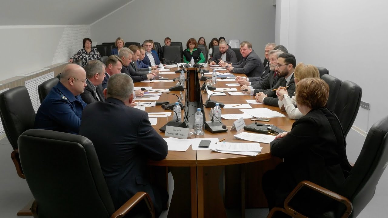 230221 Депутаты поддержали проект о начислении надбавки представителям востребованных профессий.