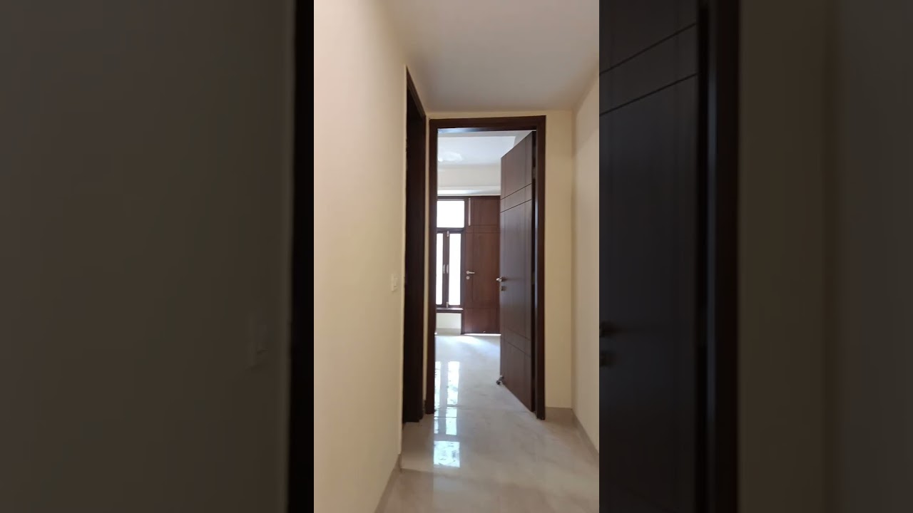Saket metro 🚇 के पास 1BHK Flat Near Saket metro station Rent & Sell ,In South Delhi .