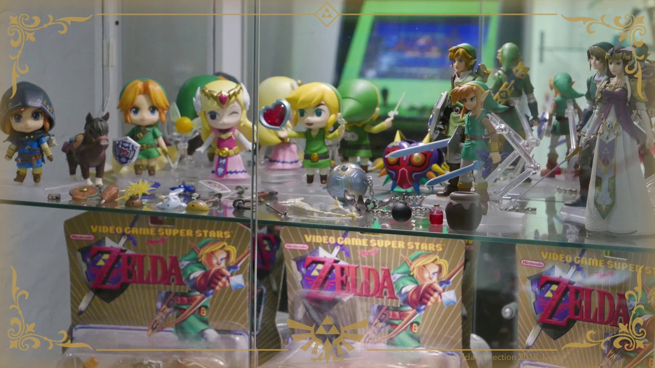 Large Zelda Collection - The Legend of Zelda Memoribilia