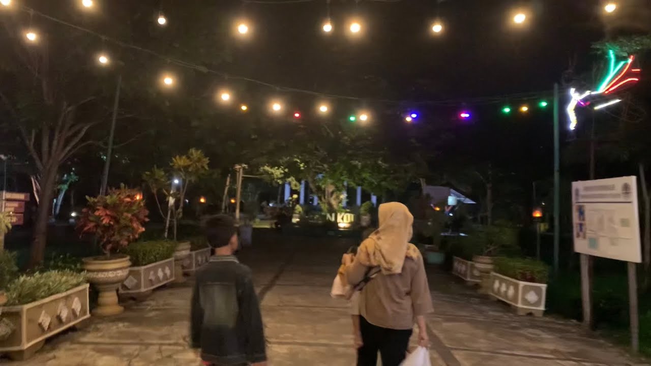 MAEN KE TAMAN KOTA WONOSARI