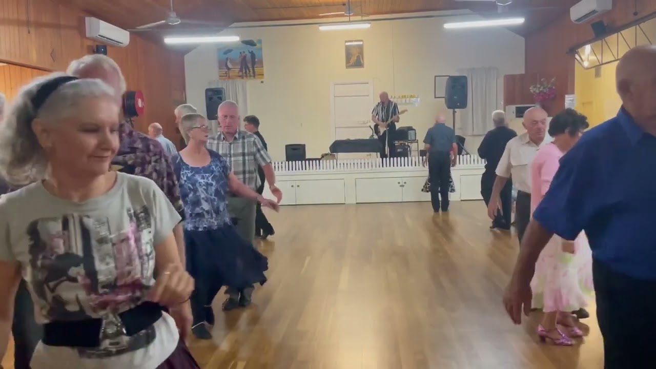 The Alvaston Blues danced at Peak Crossing Hall 19/5/2021