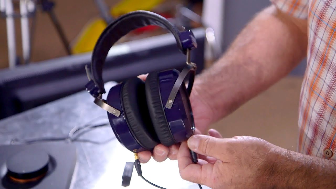 Tested In-Depth: High-End Headphones and Amps