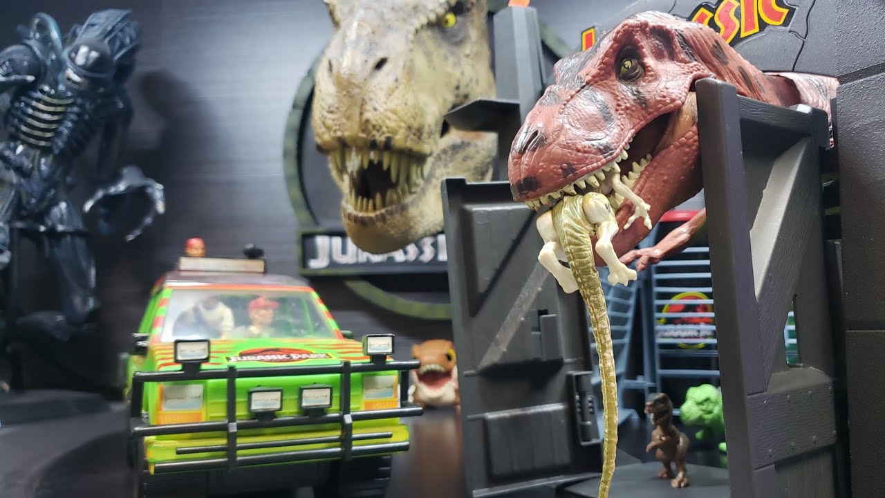JP Vintage Jurassic Park Playset Collection Display. Trex  Raptor Vehicles Command center toy 1990. 