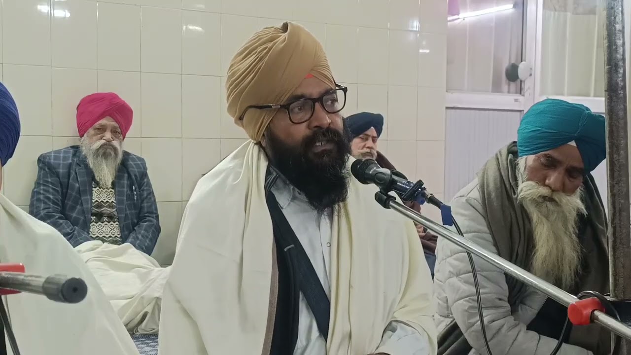 ਕਥਾ ਕਰਦਿਆਂ ਪ੍ਰਬੰਧਕ ਕਮੇਟੀ ਵਾਲਿਆਂ ਵੀਰਾਂ ਨੂੰ ਬਠਾਲਿਆ ਸਾਹਮਣੇ, ਅਗੋਂ ਜਿਹੜਾ ਕੰਮ ਇਸ ਕਮੇਟੀ ਨੇ ਕੀਤਾ ਕੋਈ ਨਹੀਂ 