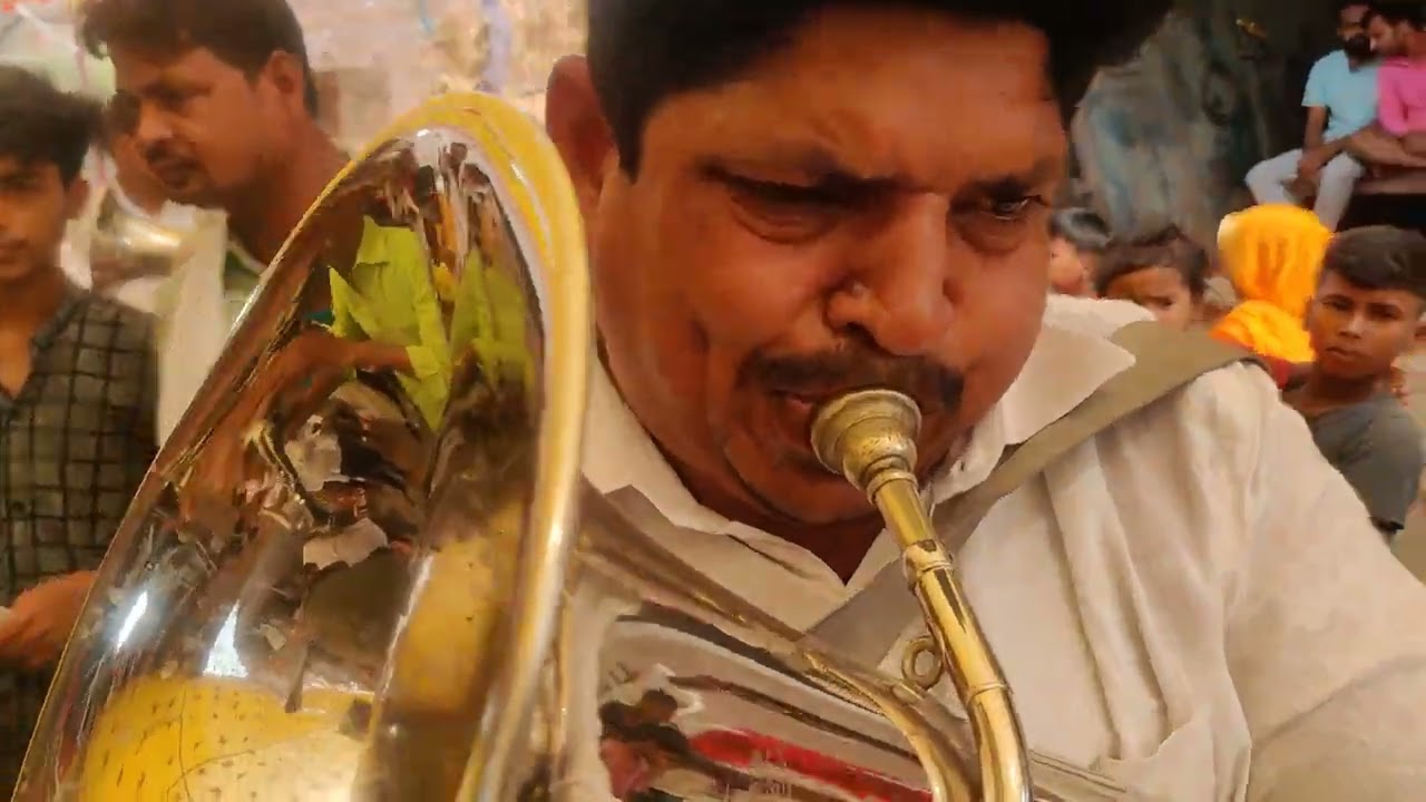 Kisi Nazar Ko Tera Intezar || Aitbaar || Aslam Master International Trumpet Player Band Performance