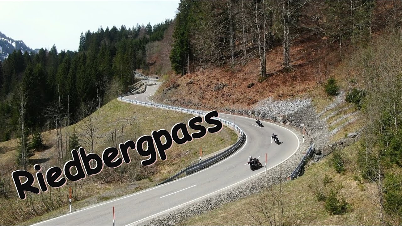 Riedbergpass - mit Motorrad und Drohne