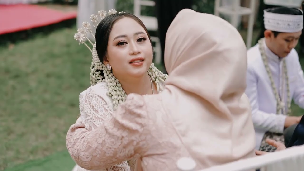 millions of small moments that become a love story 🥰