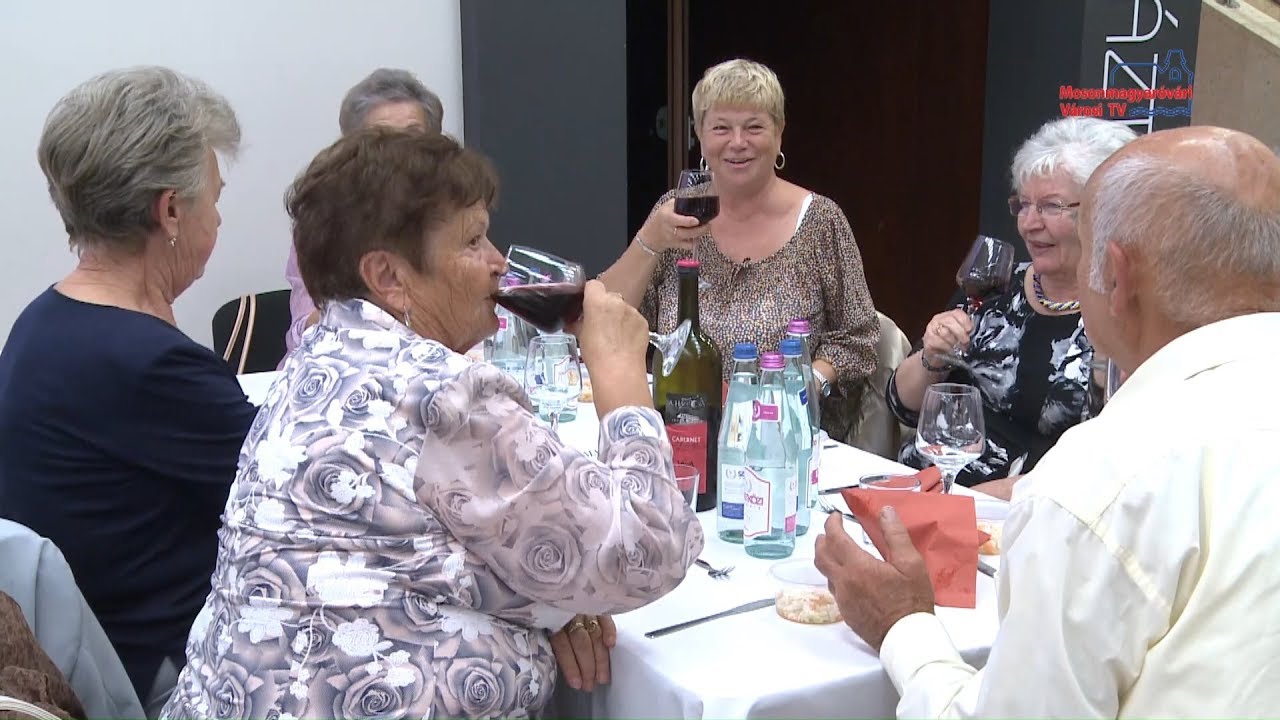Ünnepi műsor az Idősek világnapján