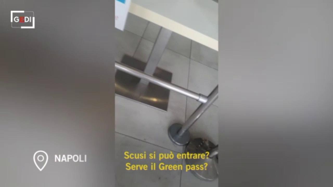 Green pass e controlli a Napoli, con la telecamera nascosta in bar e ristoranti