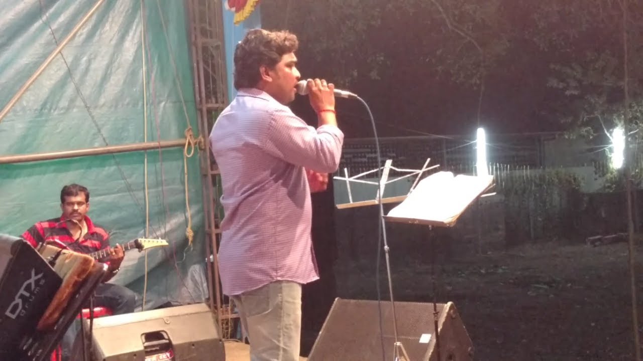 SANGEETHAME AMARA SALLAPAME SUNG BY MANIKANDAN AT KOZHIPARAMBIL