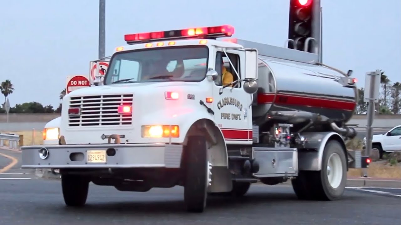 Old Fire Trucks Responding-Lots Of Air Horn! Multiple Agencies Respond To A Major Fire