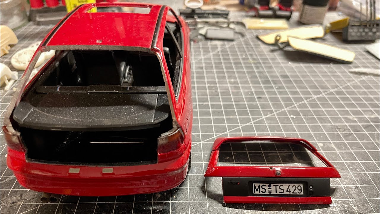 How to open a scalemodel - part 3 the trunk