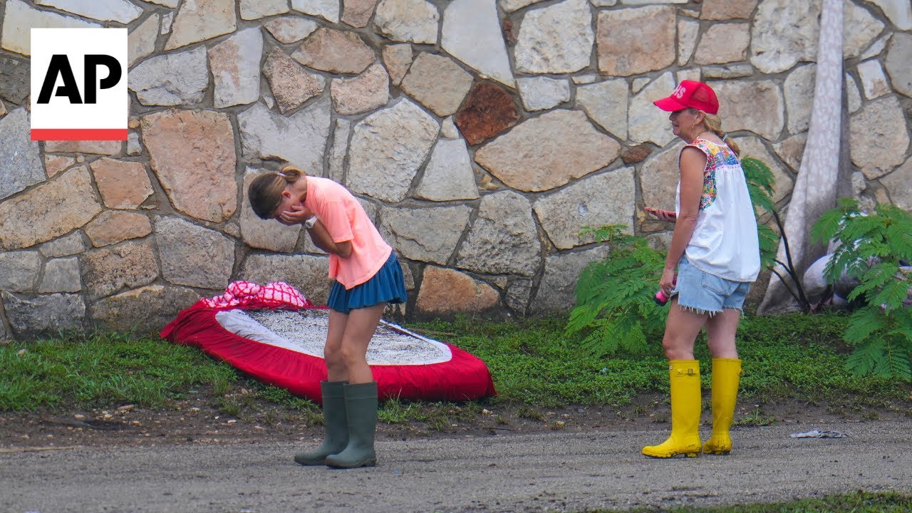 911 calls from Texas reveal people pleading for help during floods