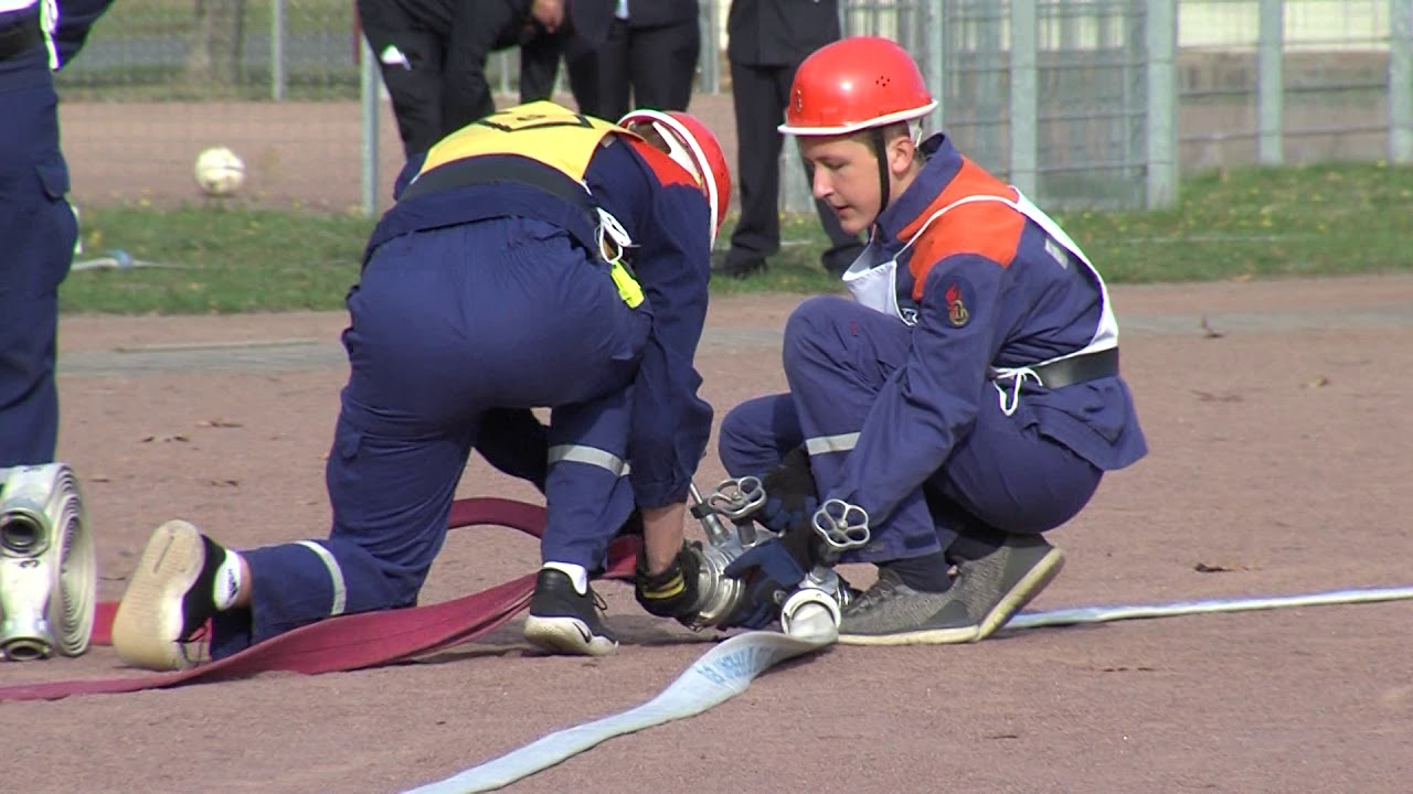 Jugendfeuerwehren im Leistungsstest