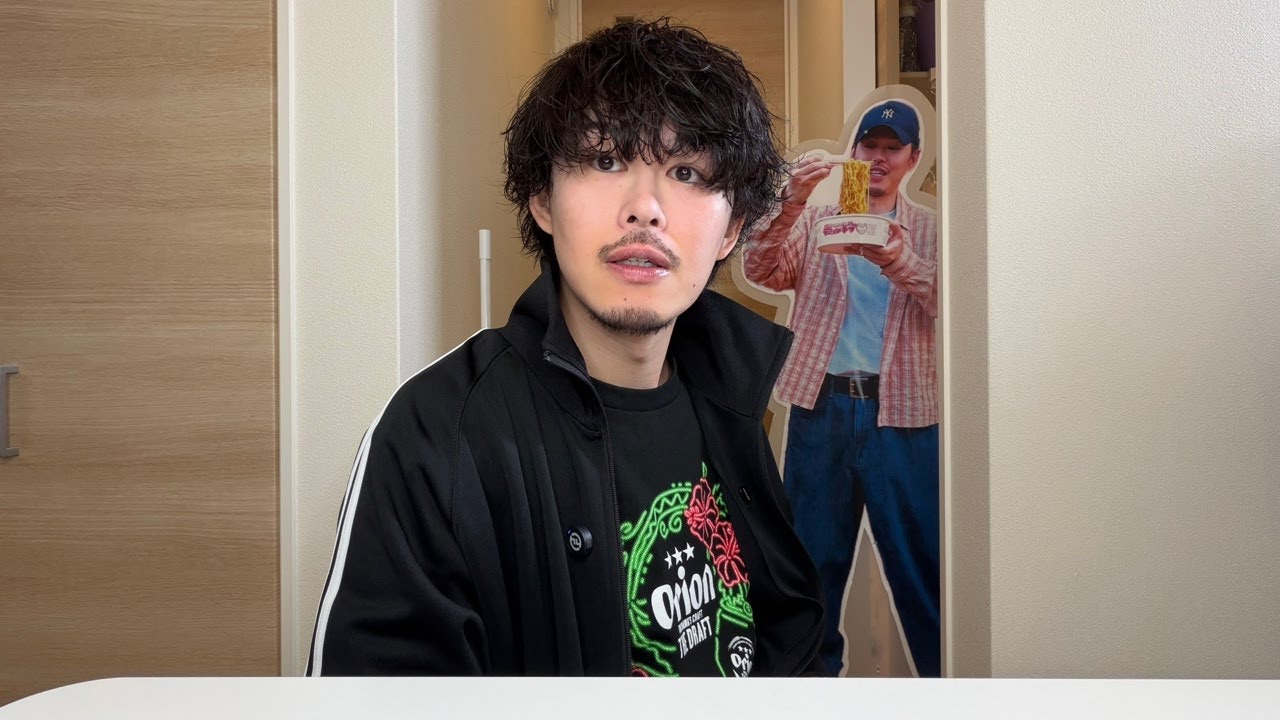 1ヶ月1万円生活21日目！激安食材使って超節約レシピを作るぞ💸
