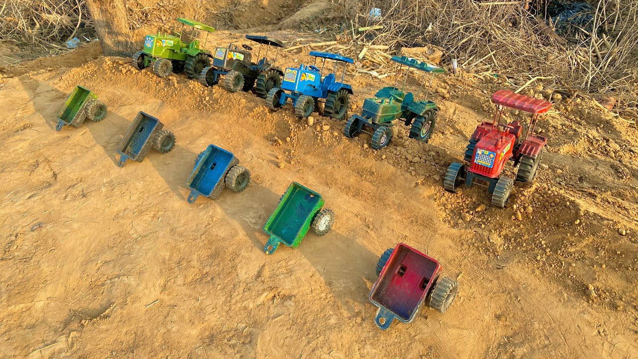 Keep the tractor from falling and send it on the mud in the trolley