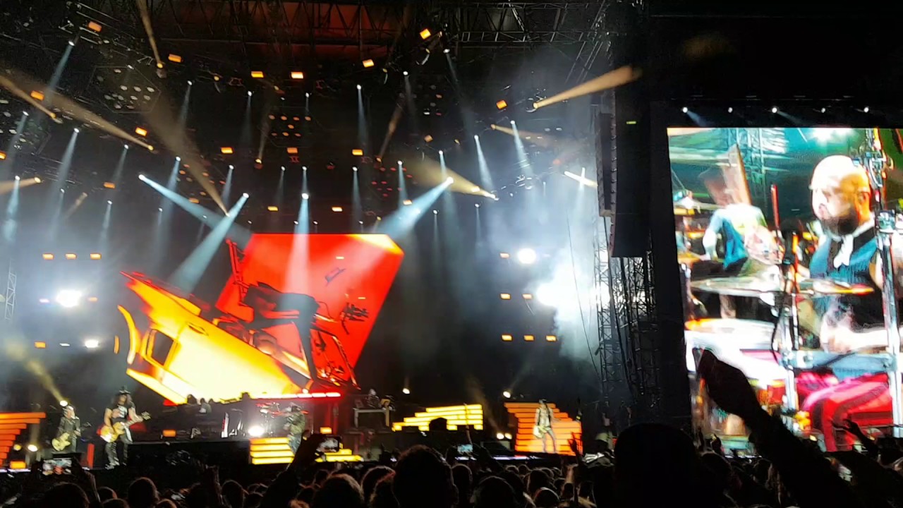 Guns 'n' Roses - Nightrain live @ Slane 2017