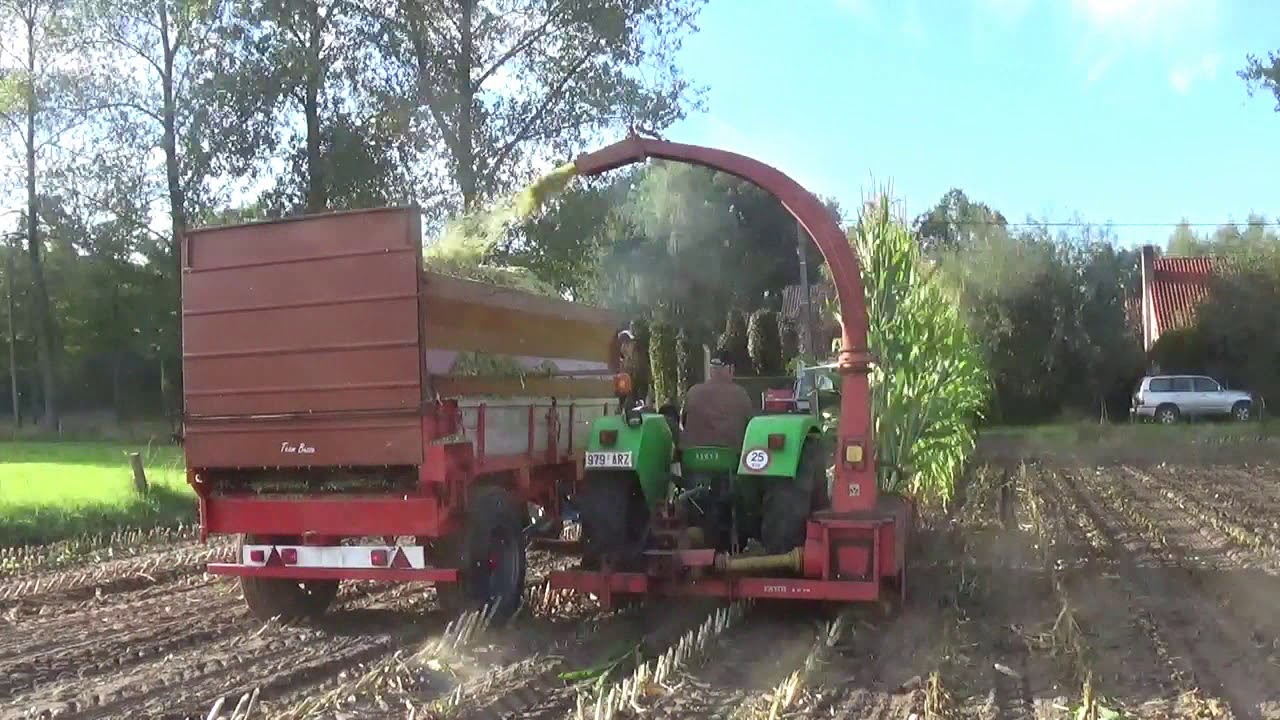 John Deere 510 en Deutz D4006 met Fahr MH 70