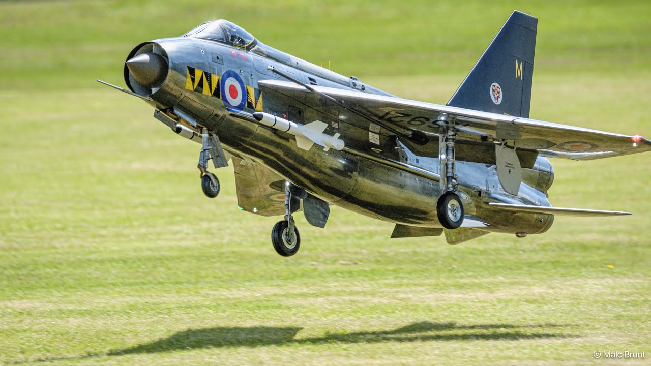 AirWorld Lightning MK6: Silver Streak Soars at Weston Park 2024 Turbine Scale