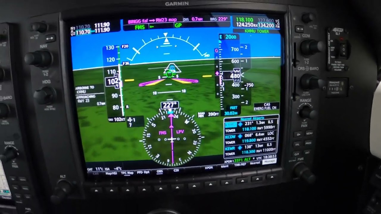 Landing the Piper PA46 Mirage at KMMU with Dick Rochfort