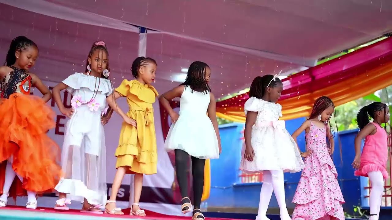 Fashion show at Stars Academy