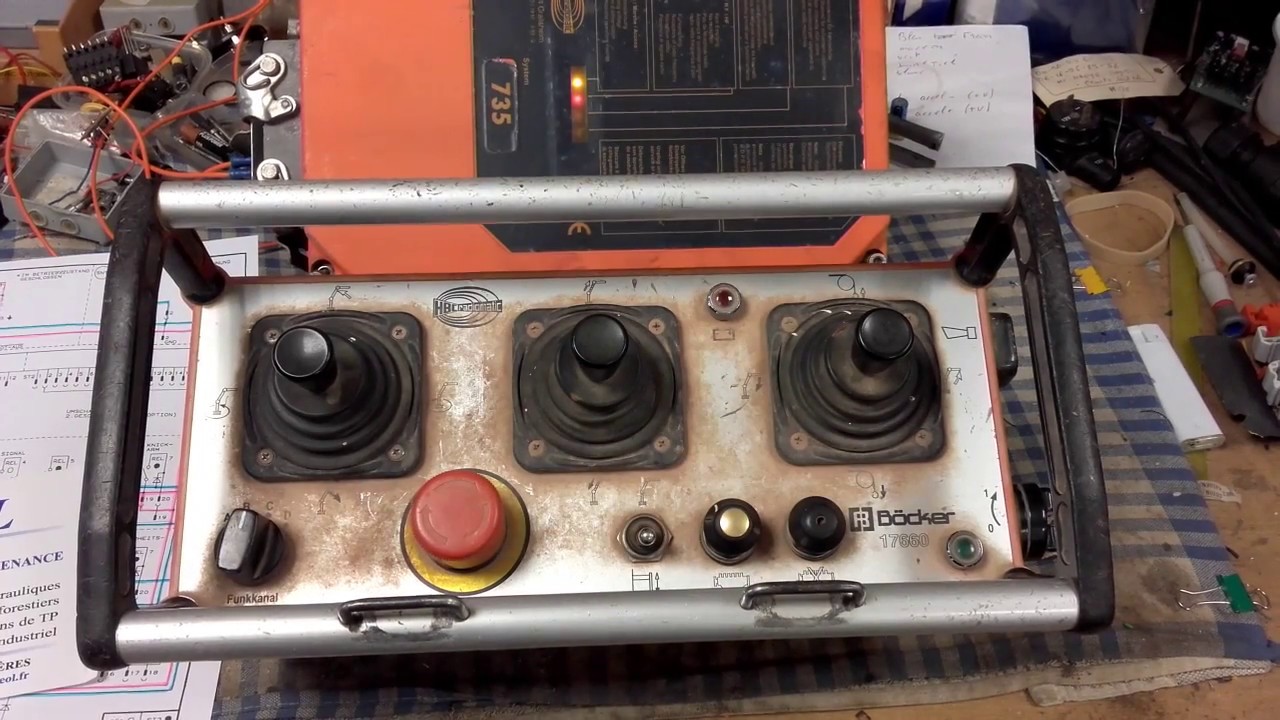 dépannage radio commande pour grue BOCKER