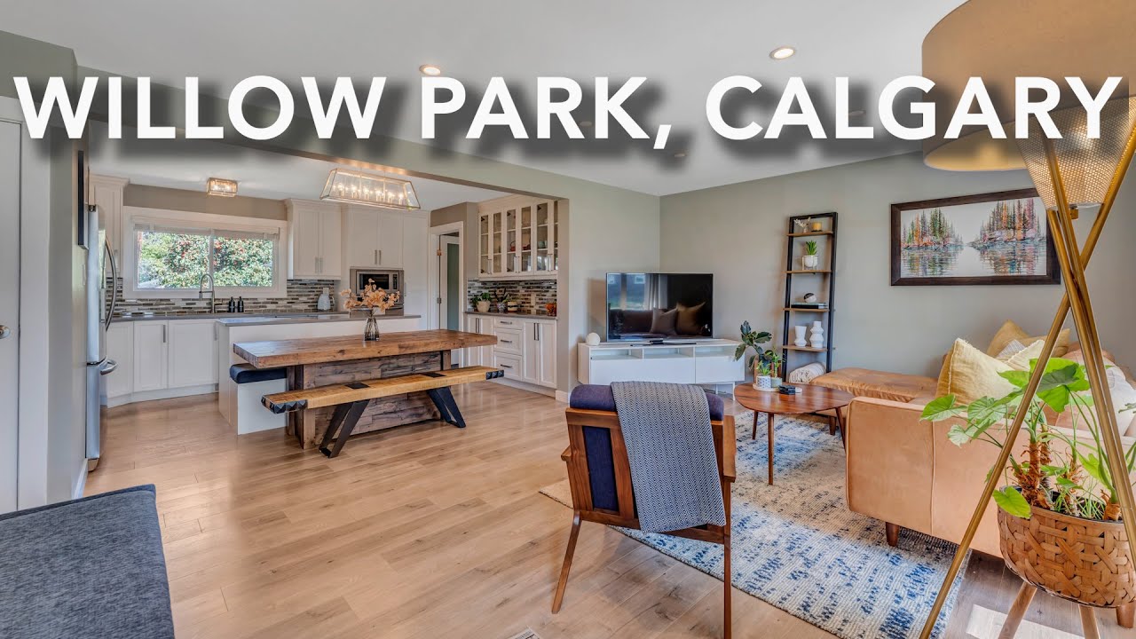 Move-In Ready Bungalow on a Huge Lot! Willow Park Gem 💎 With a Backyard Oasis! #yycrealestate
