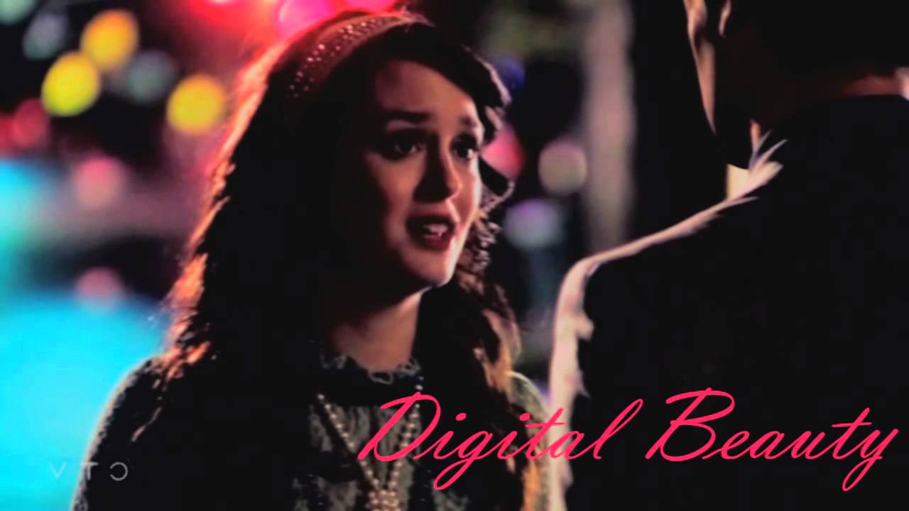 Gossip Girl - Chuck Blair || California King Bed
