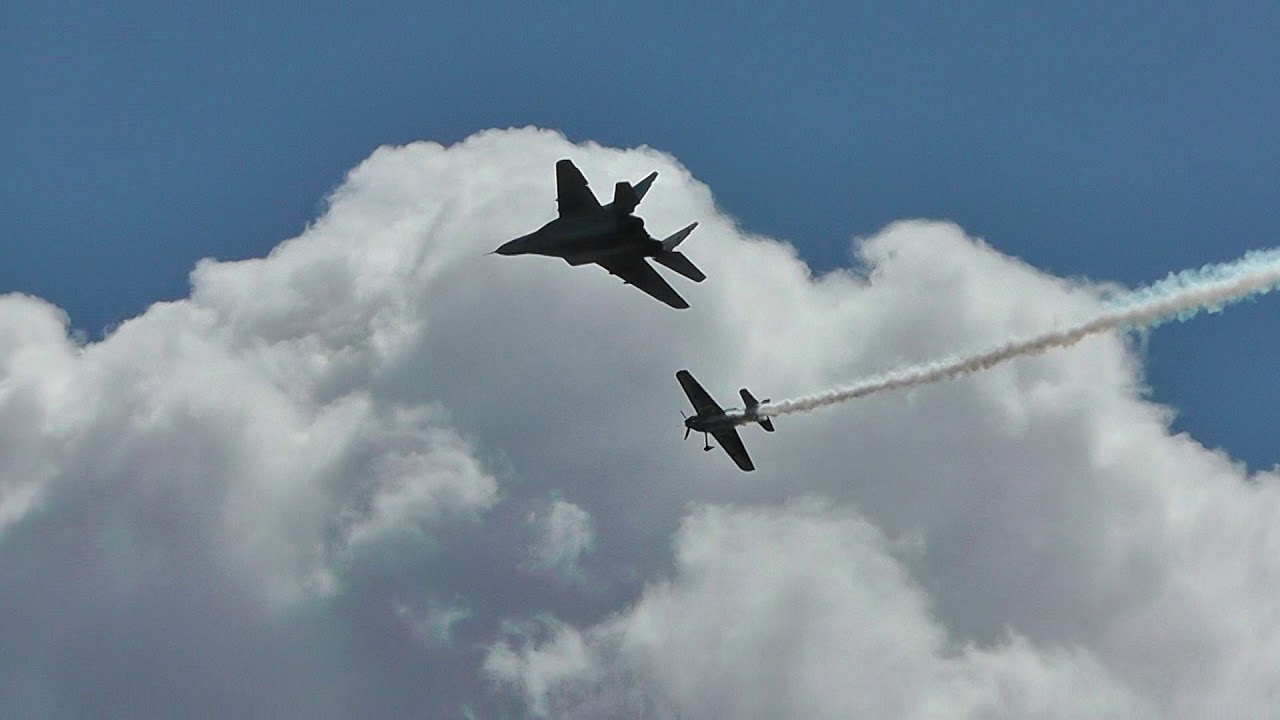 Pokaz MiG-29 i XA41; Piknik Lotniczy Świdwin 2018