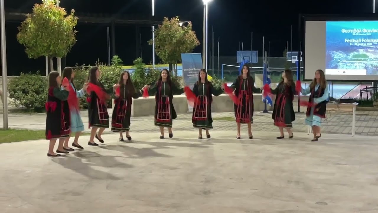 ELENAQI - &Epsilon;&Lambda;&Epsilon;&Nu;&Alpha;&Kappa;&Eta; - VALLJA ELENAQI - Grupi i vajzave  Mursi n&euml; Livadhja